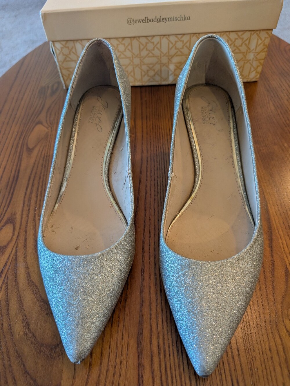 Jewel Badgley Mischka Light Gold Glitter Pointed-Toe Kitten Heels, Size 10
